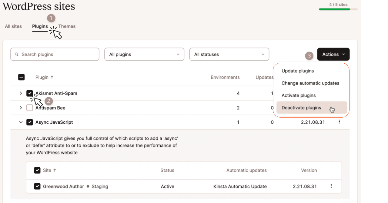 Plugins uitschakelen in MyKinsta met Bulkacties.